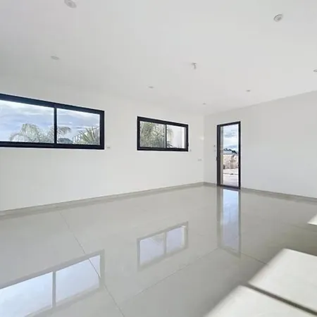Avec Piscine Privée Béziers